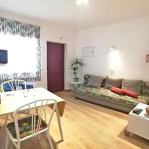 A41 - Olive Tree Street 1 Bed Flat Lagos