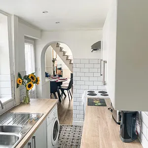 The Racecourse - Quaint Victorian With Free Parking Holiday home York